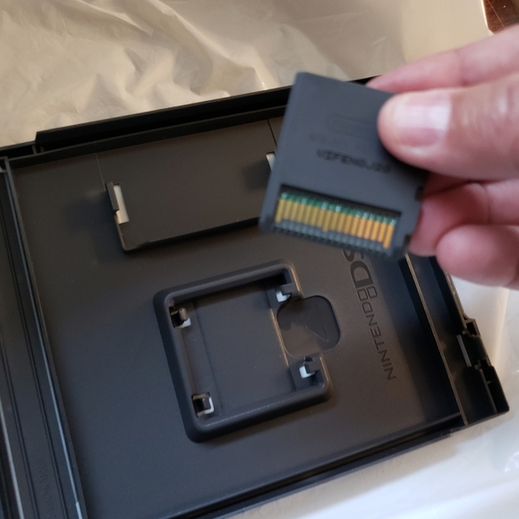 💕3/$20 CLOSET CLEAROUT Fashion Stylist DS Game - Picture 5 of 5